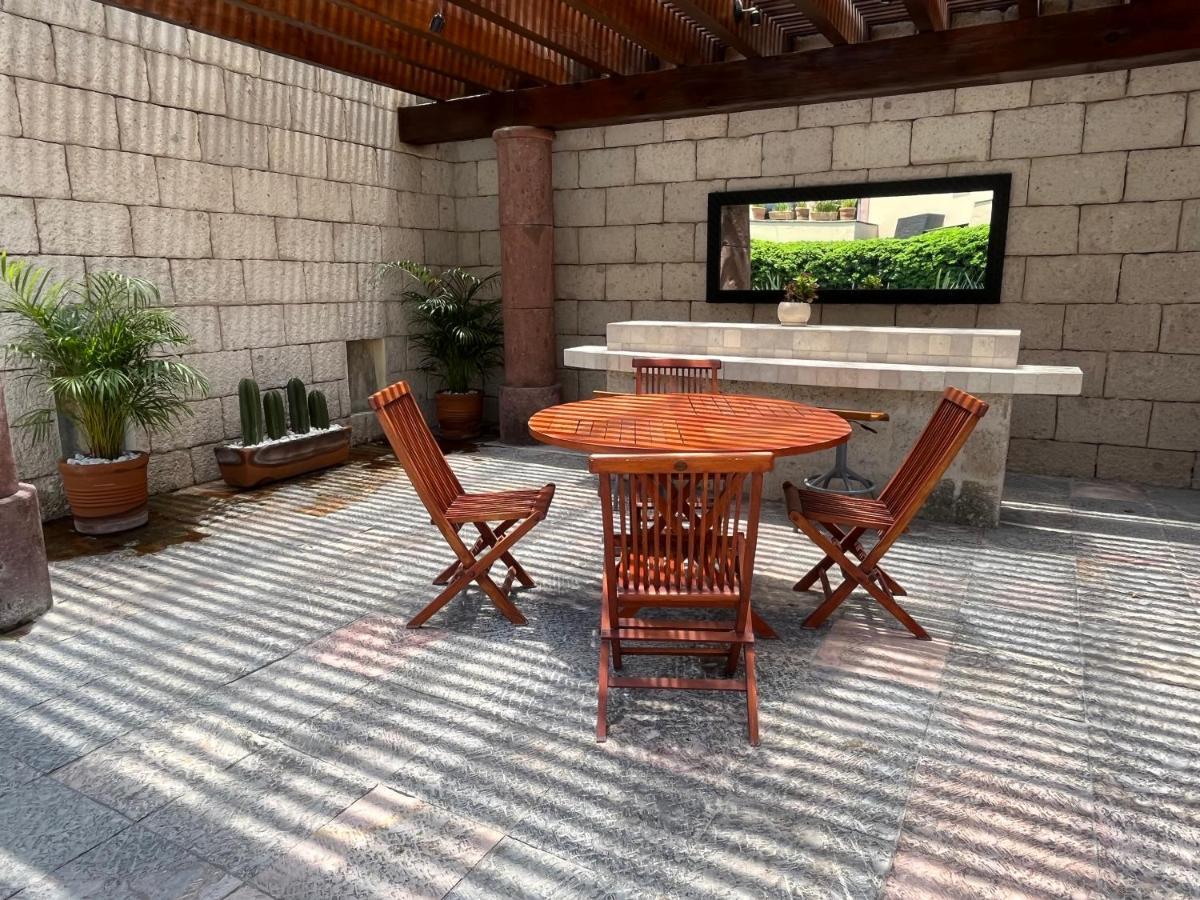 סאן מיגל דה אלנדה Cousy Condo San Rafael, 3 Blocks From The Parish, Pool, Bbq And Terrace מראה חיצוני תמונה