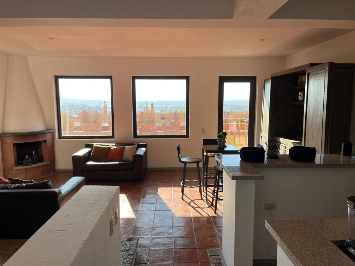 Cousy Condo In The Historic Center Of San Miguel De Allende, Incredible View, Pool, Bbq, 3 Blocks From The Main Parish סאן מיגל דה אלנדה מראה חיצוני תמונה