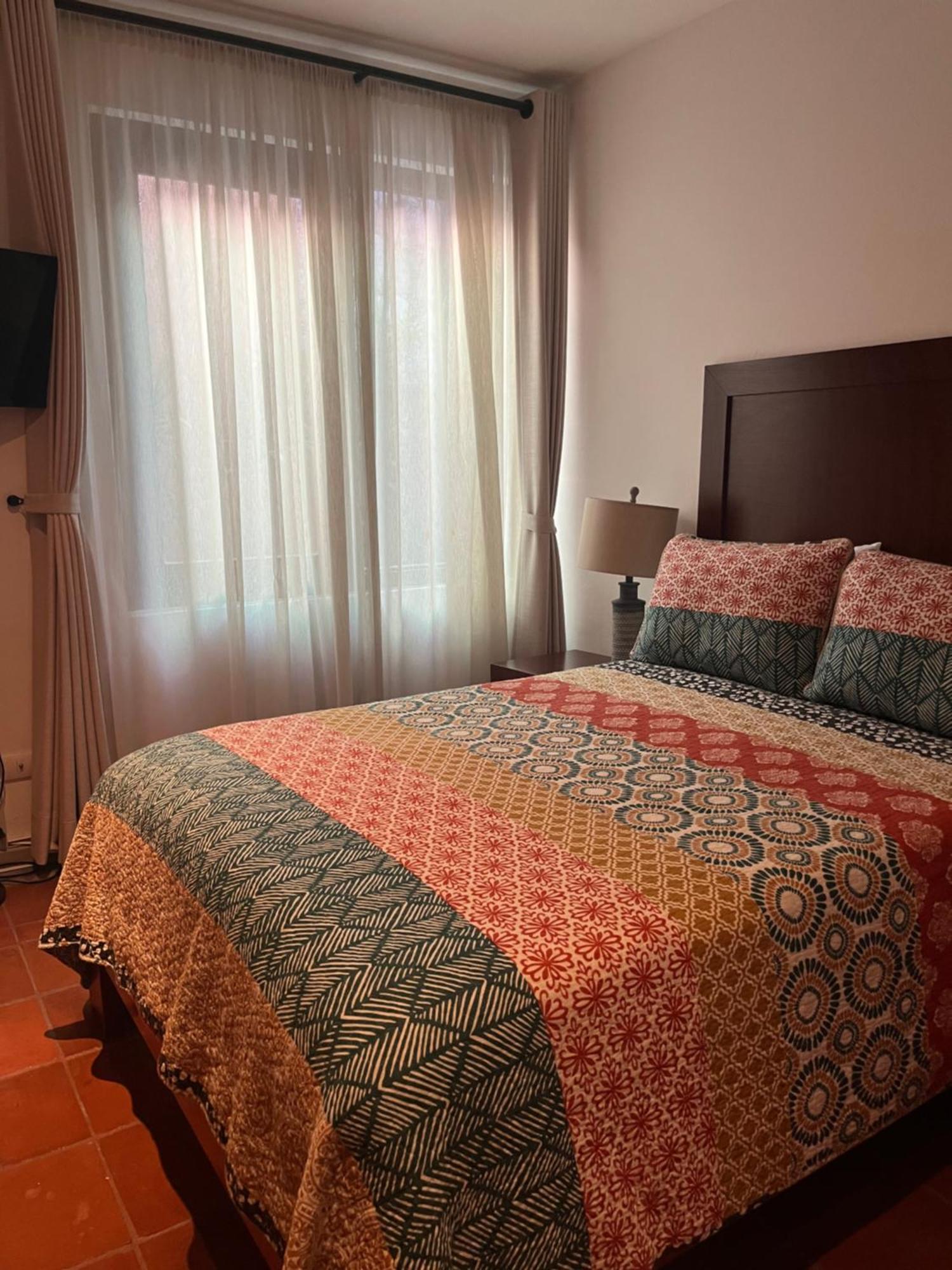 Cousy Condo In The Historic Center Of San Miguel De Allende, Incredible View, Pool, Bbq, 3 Blocks From The Main Parish סאן מיגל דה אלנדה מראה חיצוני תמונה